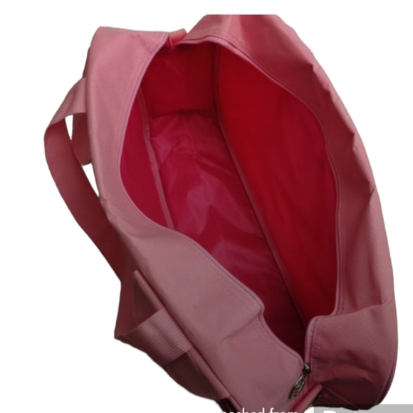 Hello Kitty Huge Pink Bag - Picture 4 of 6